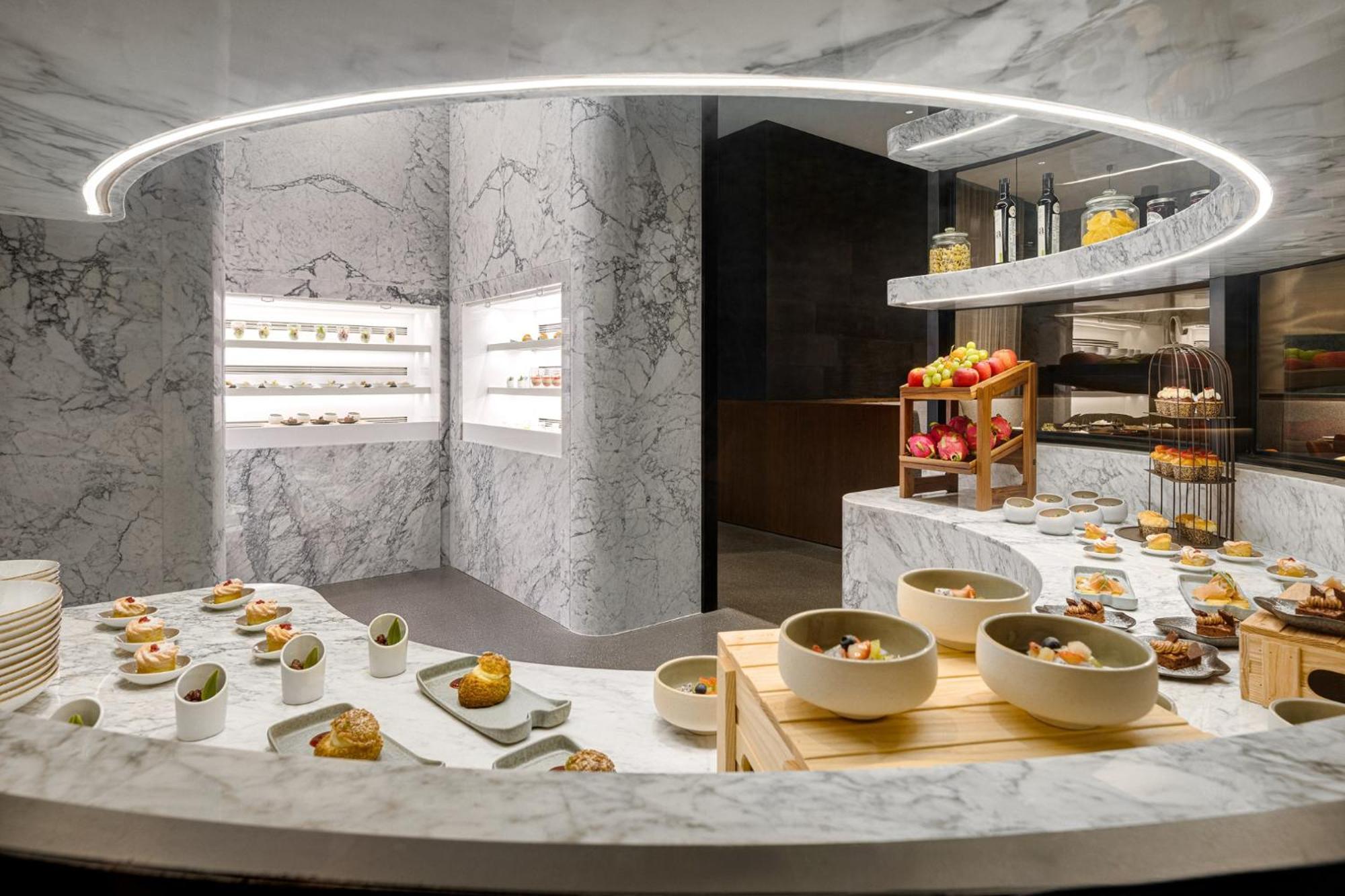 فندق Intercontinental Kaohsiung By Ihg المظهر الخارجي الصورة The interior of the lounge